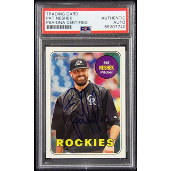 Pat Neshek Rockies Signed 2018 Topps Heritage Card #200 PSA Authenticated