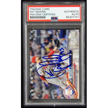 Pat Neshek Phillies Signed 2018 Topps Series 2 Card #407 PSA Authenticated