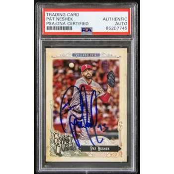 Pat Neshek Phillies Signed 2018 Topps Gypsy Queen Card #251 PSA Authenticated