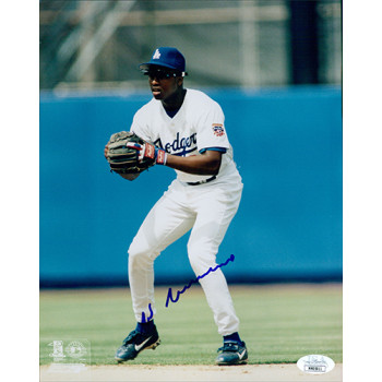 Wilton Guerrero Los Angeles Dodgers Signed 8x10 Glossy Photo JSA Authenticated