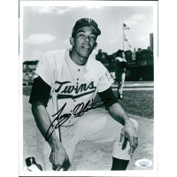 Tony Oliva Minnesota Twins Signed 8x10 Glossy Photo JSA Authenticated Tony Oliva Minnesota Twins Signed 8x10 Glossy Photo JSA Authenticated