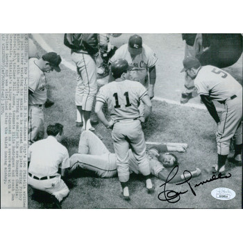 Lou Piniella Kansas City Royals Signed 7x9.5 Glossy Photo JSA Authenticated Lou Piniella Kansas City Royals Signed 7x9.5 Glossy Photo JSA Authenticated