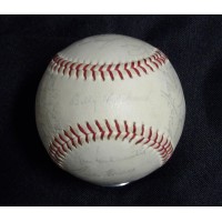 Atlanta Braves 1967 Team Signed Baseball by 26 Hank Aaron JSA Authenticated