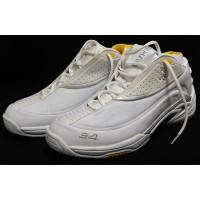 Shaquille O'Neal LA Lakers Signed Shaq Branded Pair of Shoes JSA Authenticated