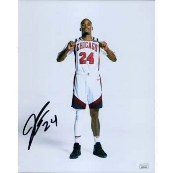 Javonte Green Chicago Bulls Signed 8x10 Glossy Photo JSA Authenticated Javonte Green Chicago Bulls Signed 8x10 Glossy Photo JSA Authenticated
