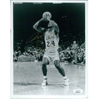 George Lynch Los Angeles Lakers Signed 8x10 Glossy Photo JSA Authenticated George Lynch Los Angeles Lakers Signed 8x10 Glossy Photo JSA Authenticated
