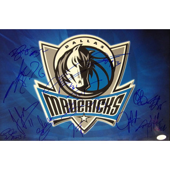 Dallas Mavericks 2007-08 Team Signed 12x18 Glossy Photo by 12 JSA Authenticated