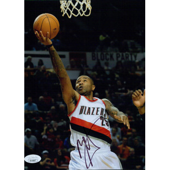 Mo Williams Portland Trail Blazers Signed 8x10 Matte Photo JSA Authenticated Mo Williams Portland Trail Blazers Signed 8x10 Matte Photo JSA Authenticated