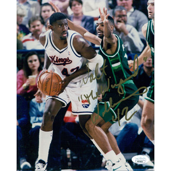 Walt Williams Sacramento Kings Signed 8x10 Glossy Photo JSA Authenticated Walt Williams Sacramento Kings Signed 8x10 Glossy Photo JSA Authenticated