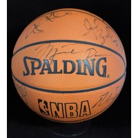 Chicago Bulls 1997-98 Team Signed Official Game Basketball JSA Authenticated