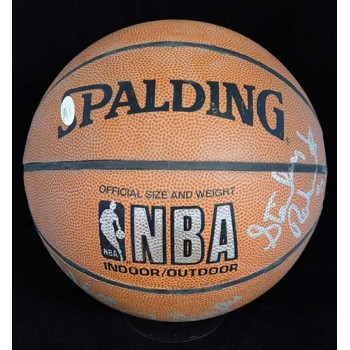 Los Angeles Clippers Signed 1993-94 Team Basketball by 6 JSA Authenticated