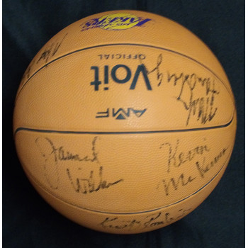 Los Angeles Lakers 1981-82 Team Signed Voit Basketball JSA Authenticated
