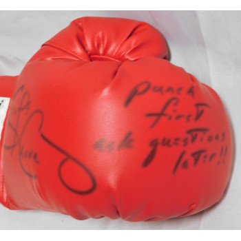 George Chuvalo Boxer Signed Red Everlast Boxing Glove PSA Authenticated