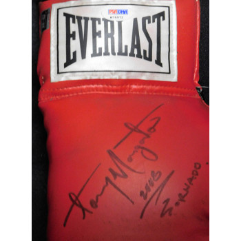 Antonio Margarito Boxer Signed Red Everlast Boxing Glove PSA Authenticated