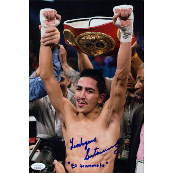 Leo Santa Cruz Boxer Signed 8x12 Matte Photo JSA Authenticated Leo Santa Cruz Boxer Signed 8x12 Matte Photo JSA Authenticated