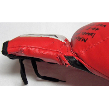 Israel Vazquez Boxer Signed Red Everlast Boxing Glove PSA Authenticated No Card