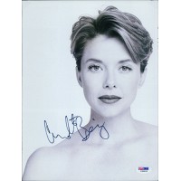Annette Bening Actress Signed 8.5x11 Magazine Page PSA Authenticated Annette Bening Actress Signed 8.5x11 Magazine Page PSA Authenticated