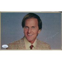 Pat Boone Actor Singer Signed 6.25x10 Cut News Paper Photo JSA Authenticated Pat Boone Actor Singer Signed 6.25x10 Cut News Paper Photo JSA Authenticated