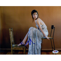 Rose Byrne Signed 8x10 Matte Photo PSA/DNA Authenticated Rose Byrne Signed 8x10 Matte Photo PSA/DNA Authenticated