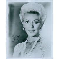 Lana Turner Signed Vintage B&W 8x10 Glossy Photo Still JSA Authenticated Lana Turner Signed Vintage B&W 8x10 Glossy Photo Still JSA Authenticated
