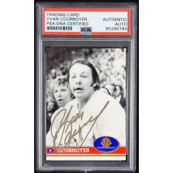 Yvon Cournoyer Canadiens Signed 1991 Future Trends Card #82 PSA Authenticated