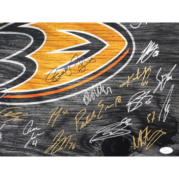 Anaheim Ducks 2018-19 Team Signed 16x20 Matte Photo JSA Authenticated