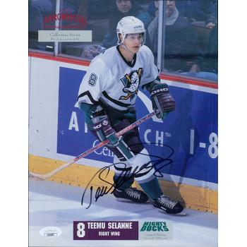Teemu Selanne Anaheim Ducks Signed 8.5x11 Cardstock Promo Photo JSA Authentic Teemu Selanne Anaheim Ducks Signed 8.5x11 Cardstock Promo Photo JSA Authentic