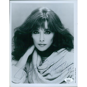 Peggy Fleming Olympic Ice Skater Signed 8x10 Glossy Photo JSA Authenticated